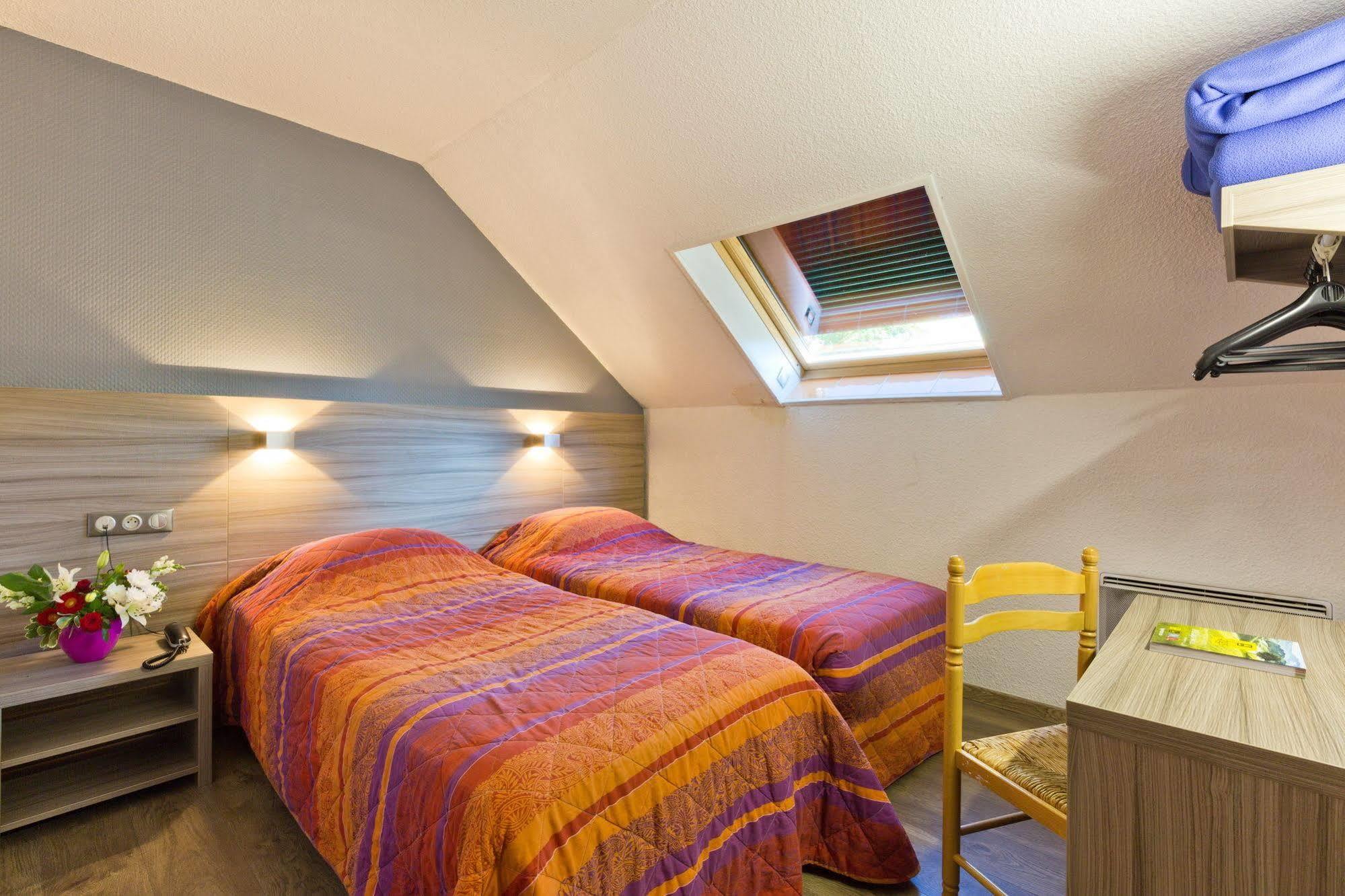 Logis Albhotel Grill Alby-sur-Cheran Exterior foto