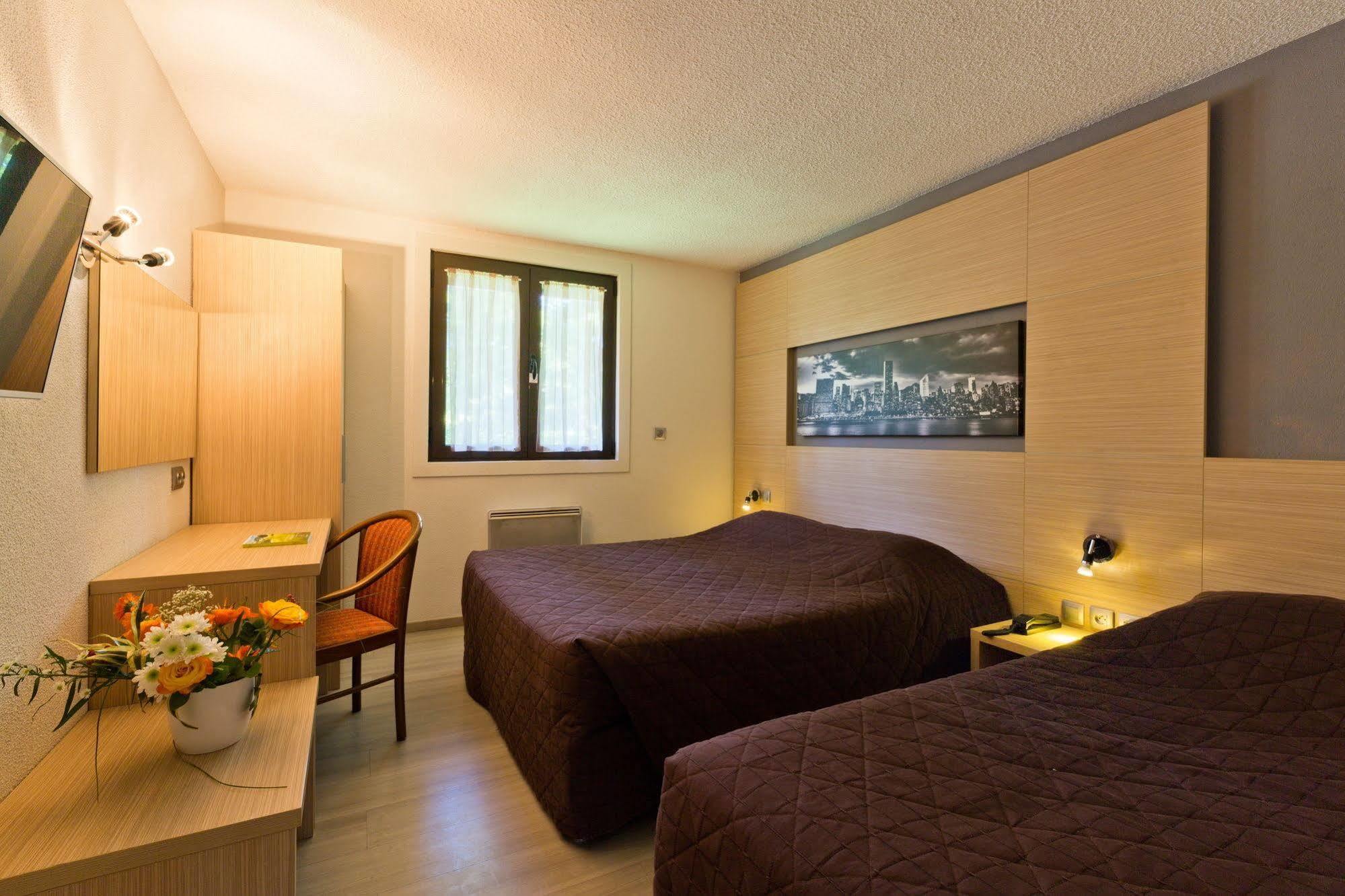 Logis Albhotel Grill Alby-sur-Cheran Exterior foto